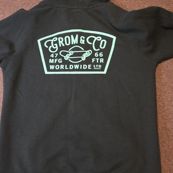 Boy's Small Grom And Co Hoodie In Black And Teal Skateboard Streetware - Picture 9 of 9